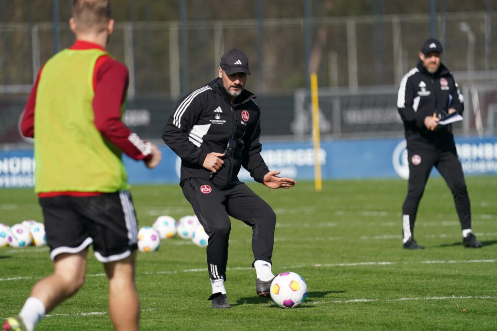 Cristian Fiél Trainer Nürnberg Linksfuß FCN Club