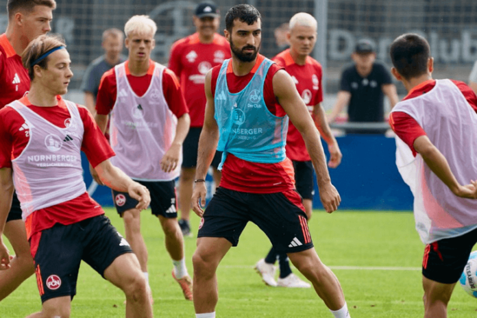 1. FC Nürnberg Miroslav Klose Mahir Emreli CLUBFOKUS Training Sturm Angriff Offensive