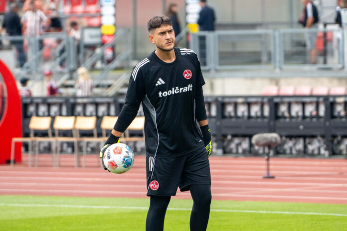 1. FC Nürnberg FCN News Analyse Robin Lisewski Torhüter U23 Auftakt Regionalliga Bayern Taktik Andreas Wolf