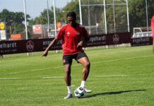 1. FC nürnberg FCN News Analyse Alexis Tibidi Probespieler Training 2. BUndesliga
