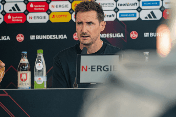 1. FC Nürnberg FCN Miroslav Klose News CLUBFOKUS Kiel Standards
