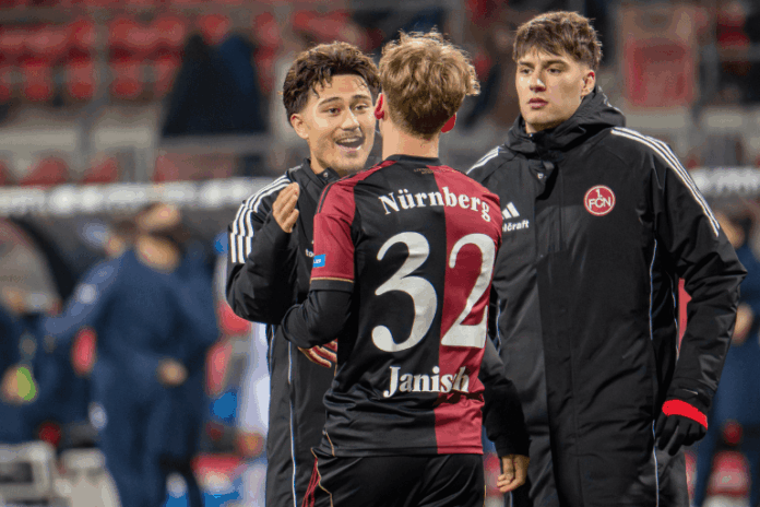 1. FC Nürnberg Justin von der Hitz Tim Janisch FCN News CLUBFOKUS Analyse 1. FC Nürnberg Justin von der Hitz Tim Janisch FCN News CLUBFOKUS Analyse