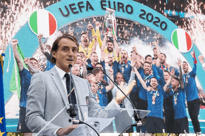 1. FC Nürnberg FCN NEws Analyse CLubfokus Roberto Mancini Italien Nationalmannschaft 1. FC Nürnberg FCN NEws Analyse CLubfokus Roberto Mancini Italien Nationalmannschaft